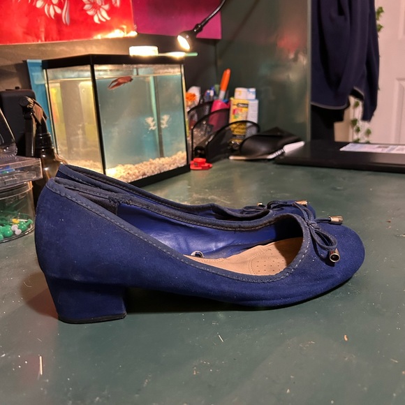 Suede Blue Heeled Pumps - Picture 2 of 8